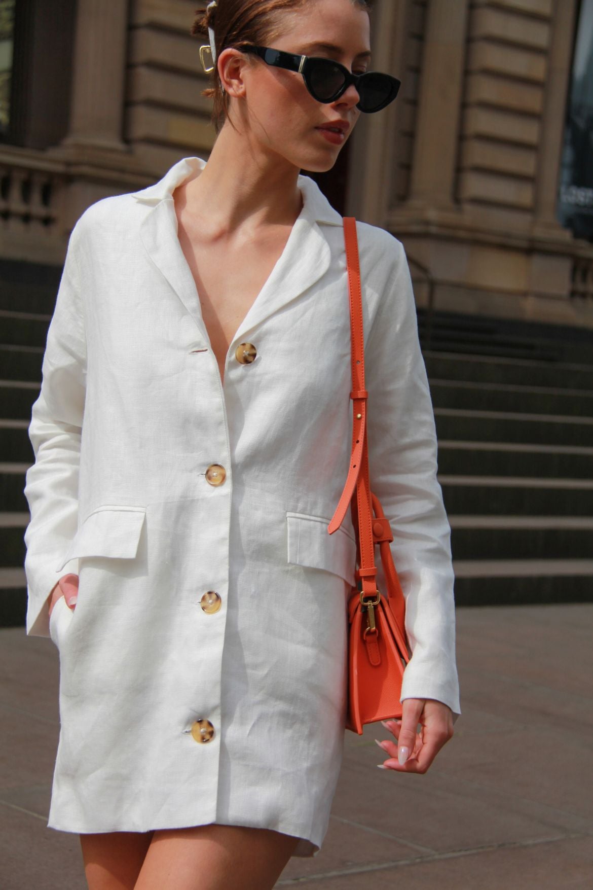 THE LONGLINE BLAZER ~ off white