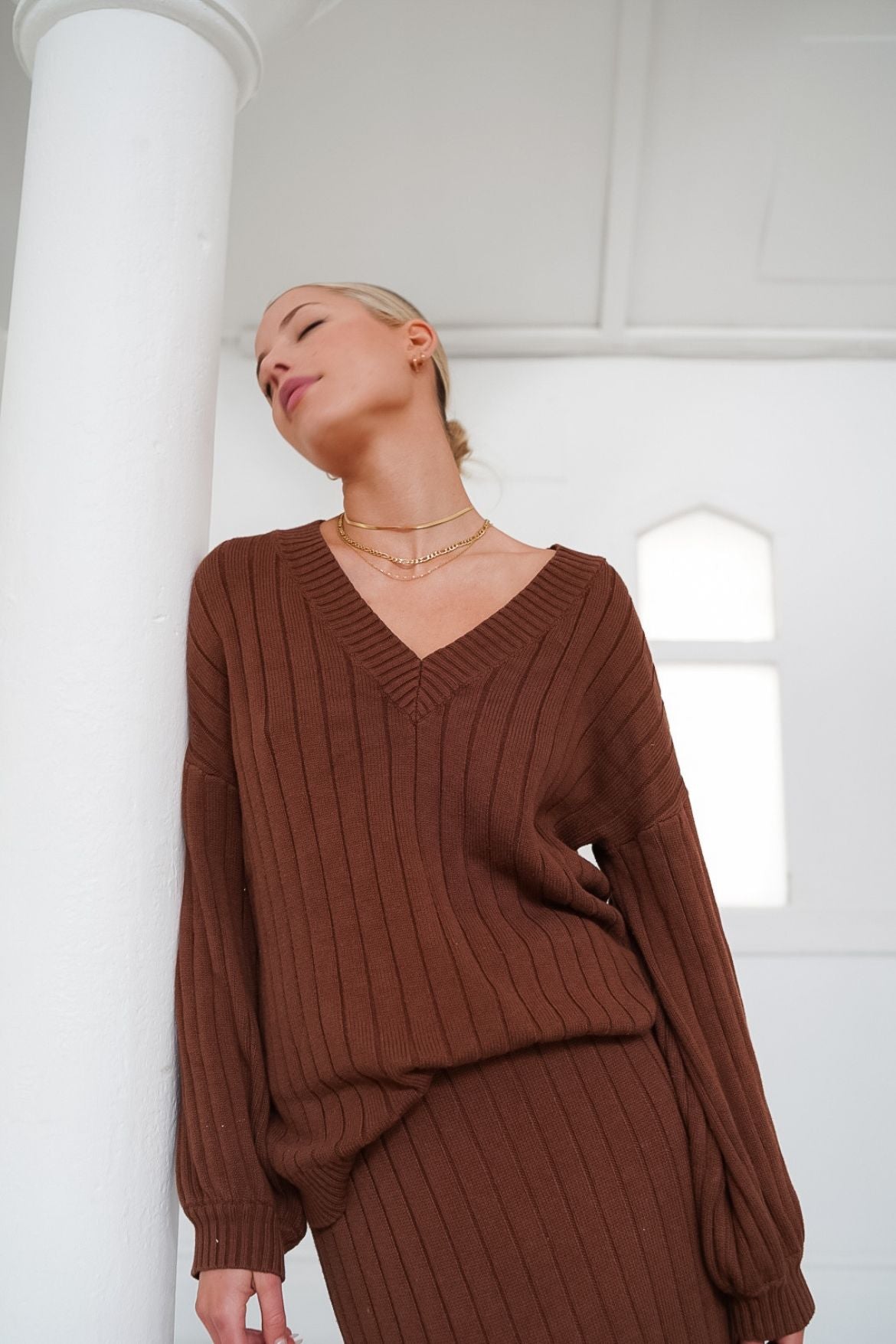 The Ease - Quinn Knit Rib Jumper Chocolate Brown