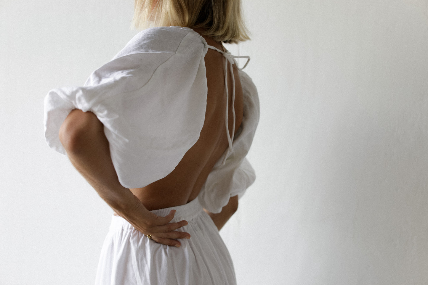 The Ease Label - Kea Top - Backless Linen Top White