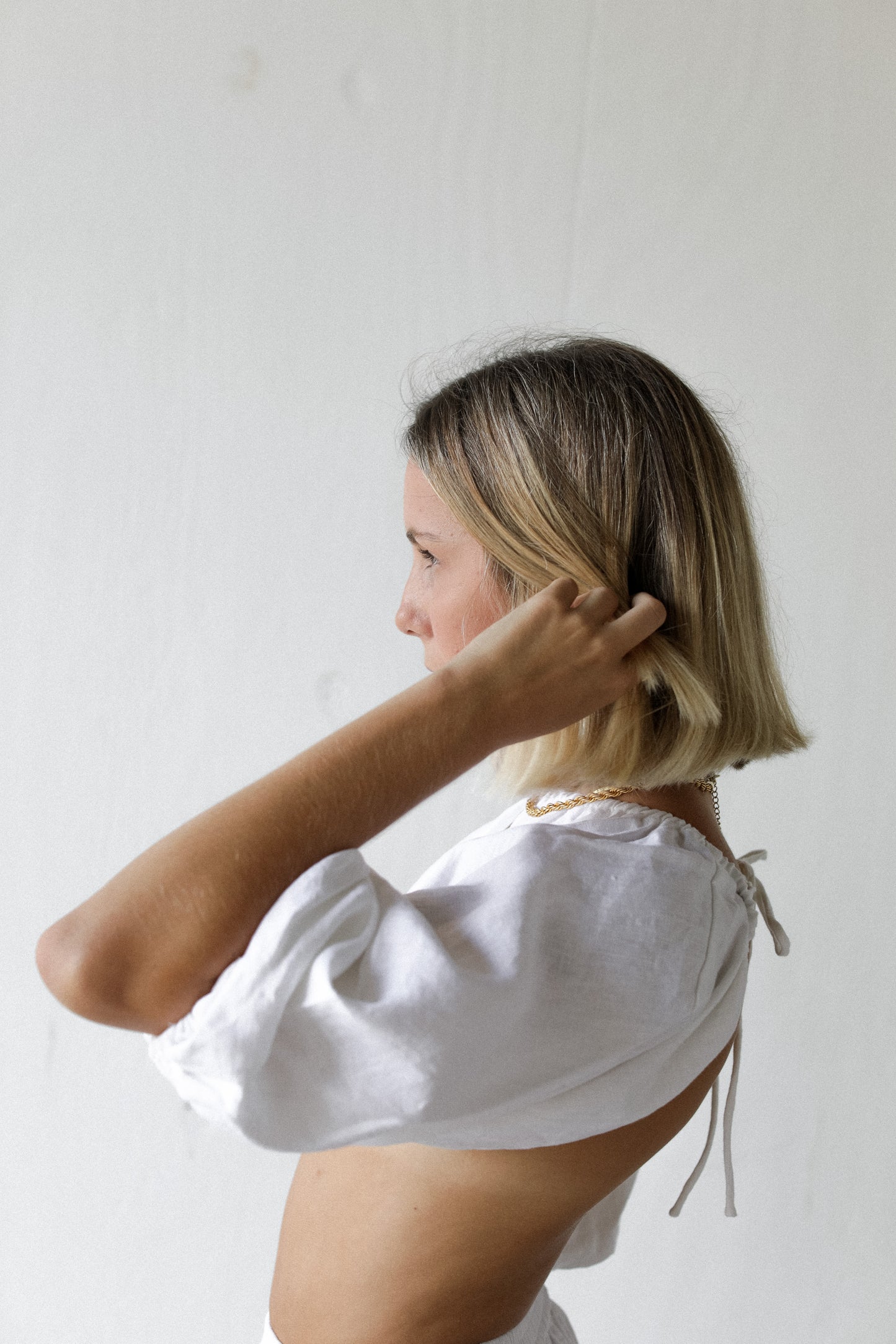 The Ease Label - Kea Top - Backless Linen Top White