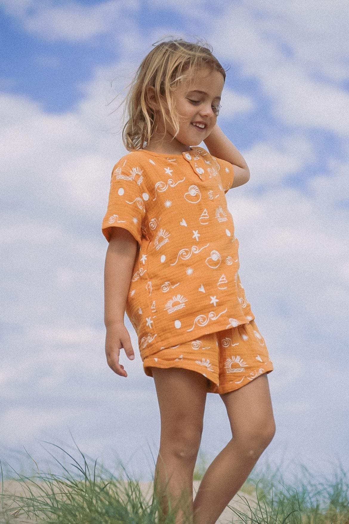 Little Ease - ocean inspired cotton set with shells and waves for kids